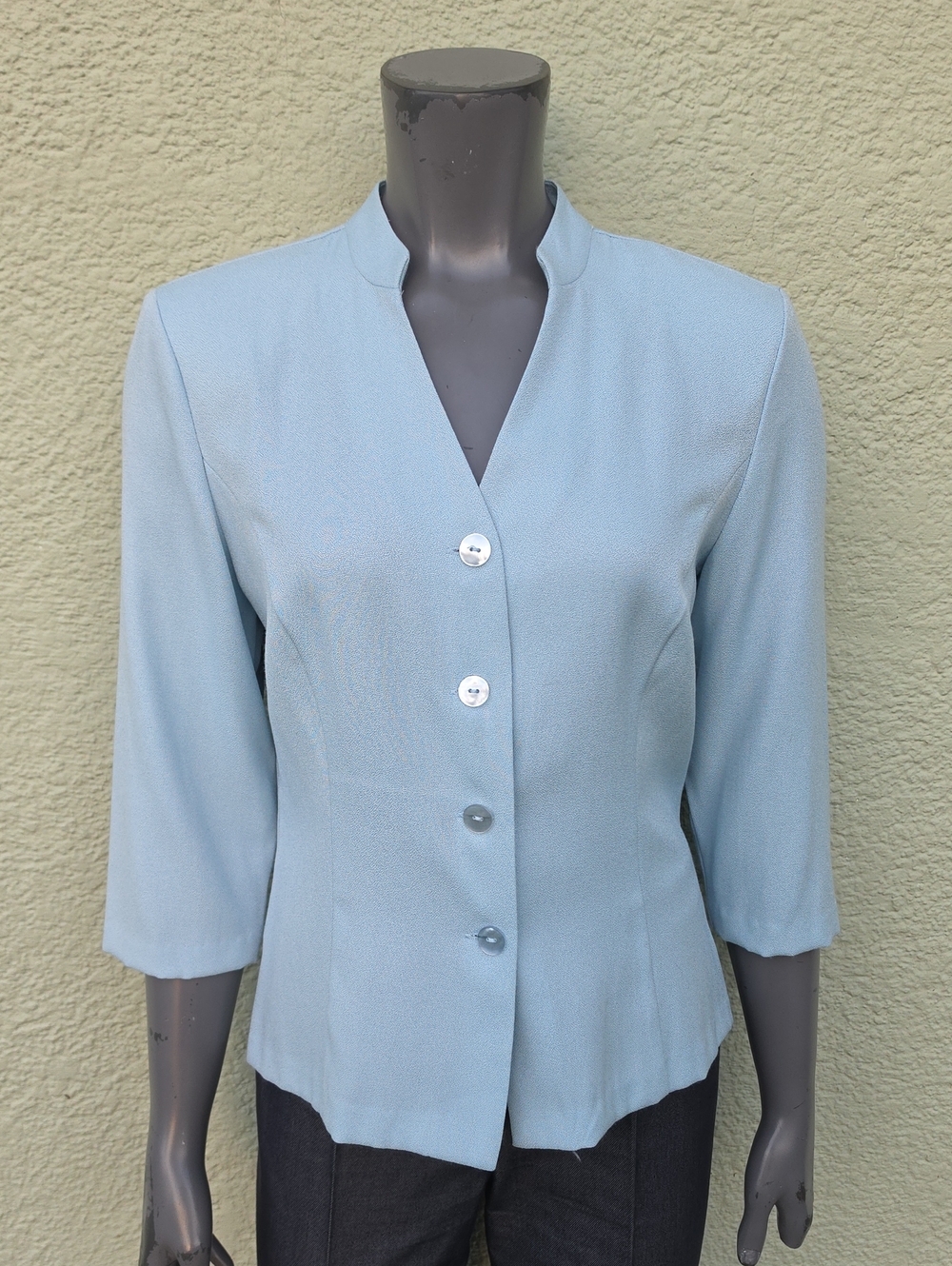 AGB (Byer California) Ladies Light Blue Collarless V Neck Button Blazer